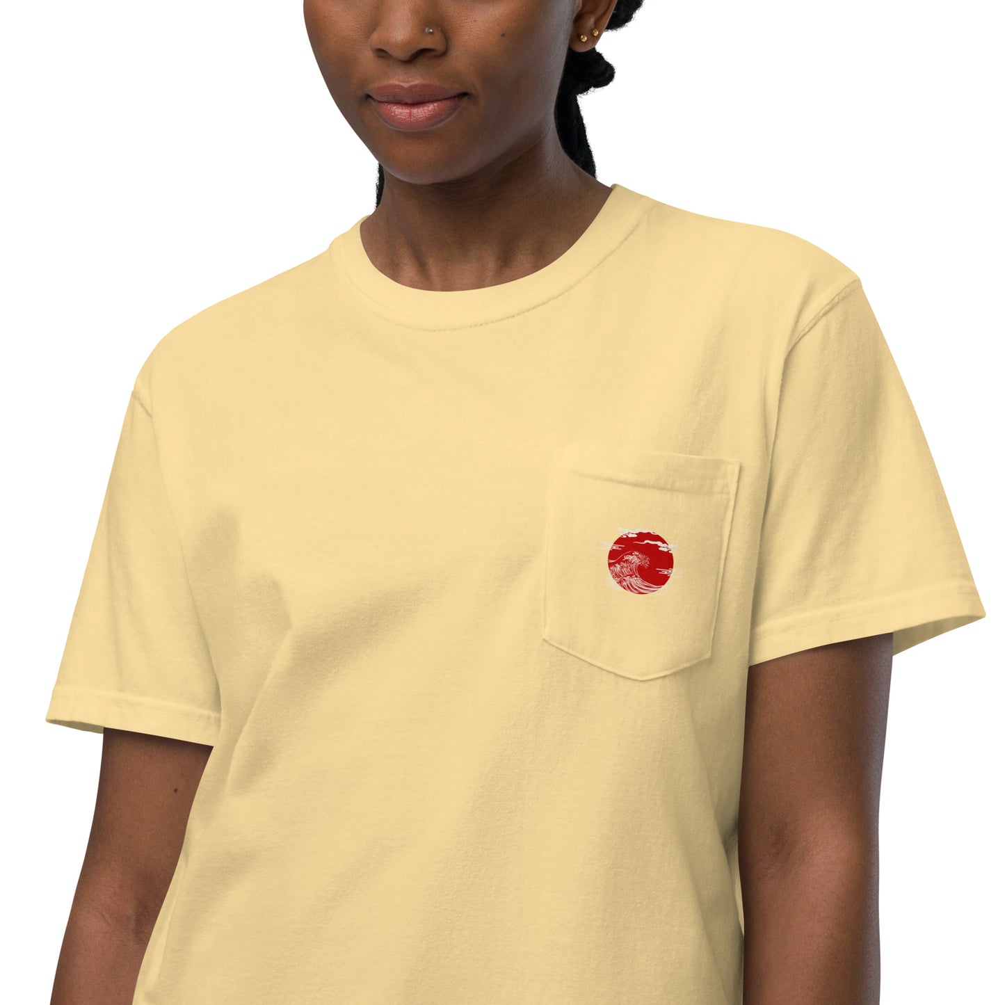 Japan Unisex garment-dyed pocket t-shirt
