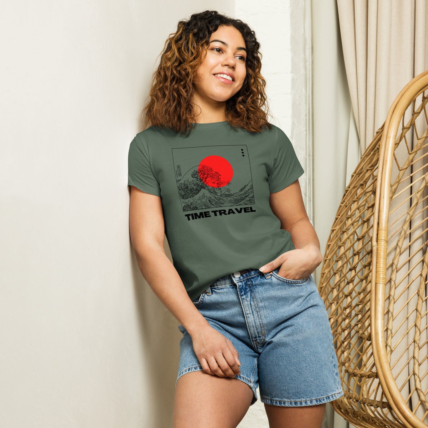 Time Travel Women’s high-waisted t-shirt
