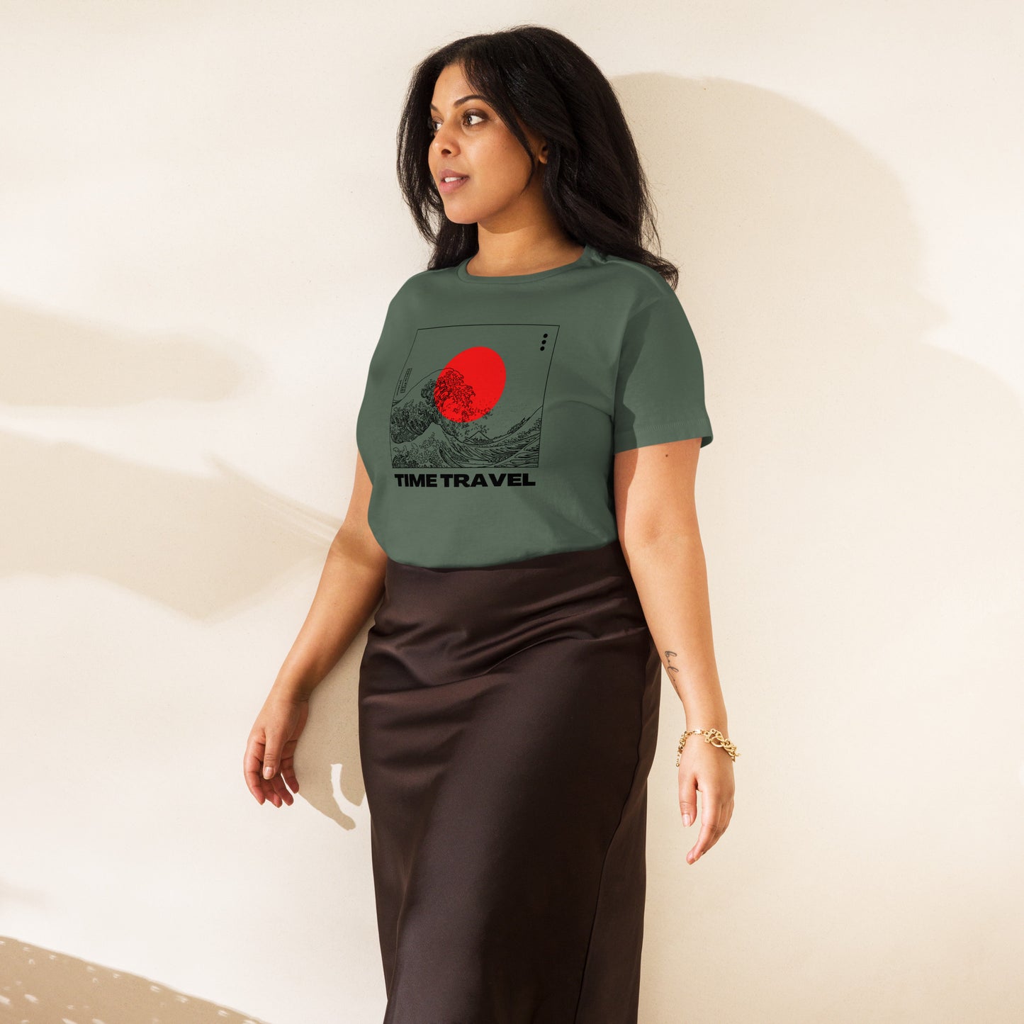 Time Travel Women’s high-waisted t-shirt
