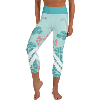 Swans Yoga Capri Leggings$32.00